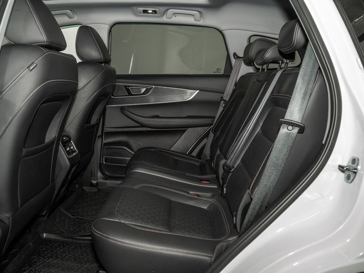 Chery Tiggo 8 2022 - фото автомобиля