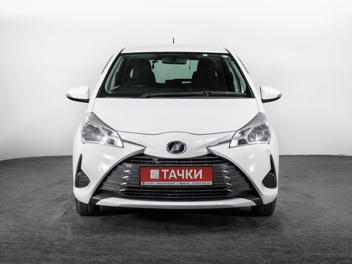 Toyota Vitz 2018 - фото автомобиля