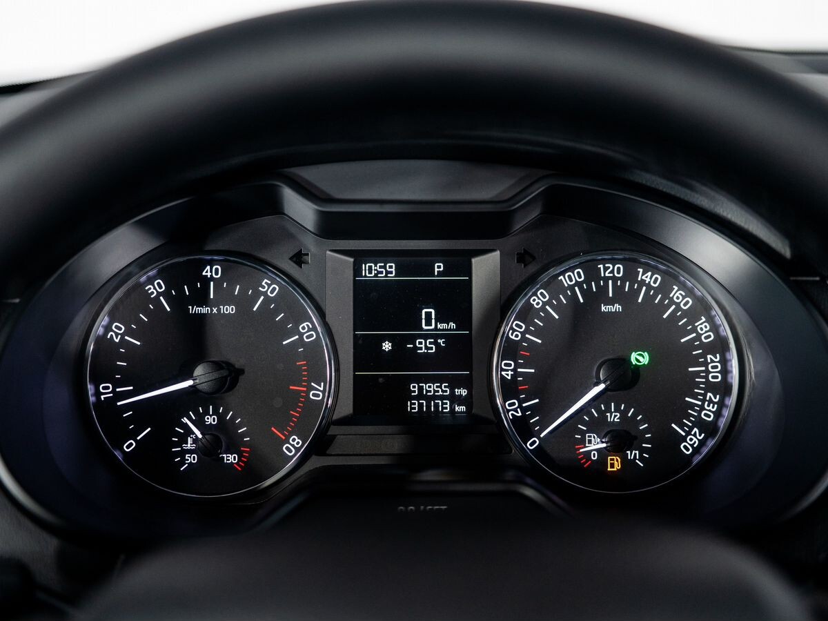 Skoda Octavia 2017 - фото автомобиля