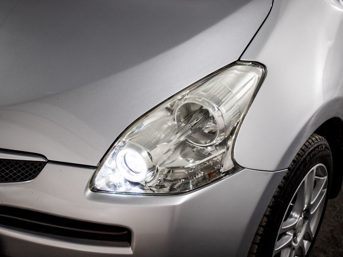 Toyota Ractis 2010 - фото автомобиля