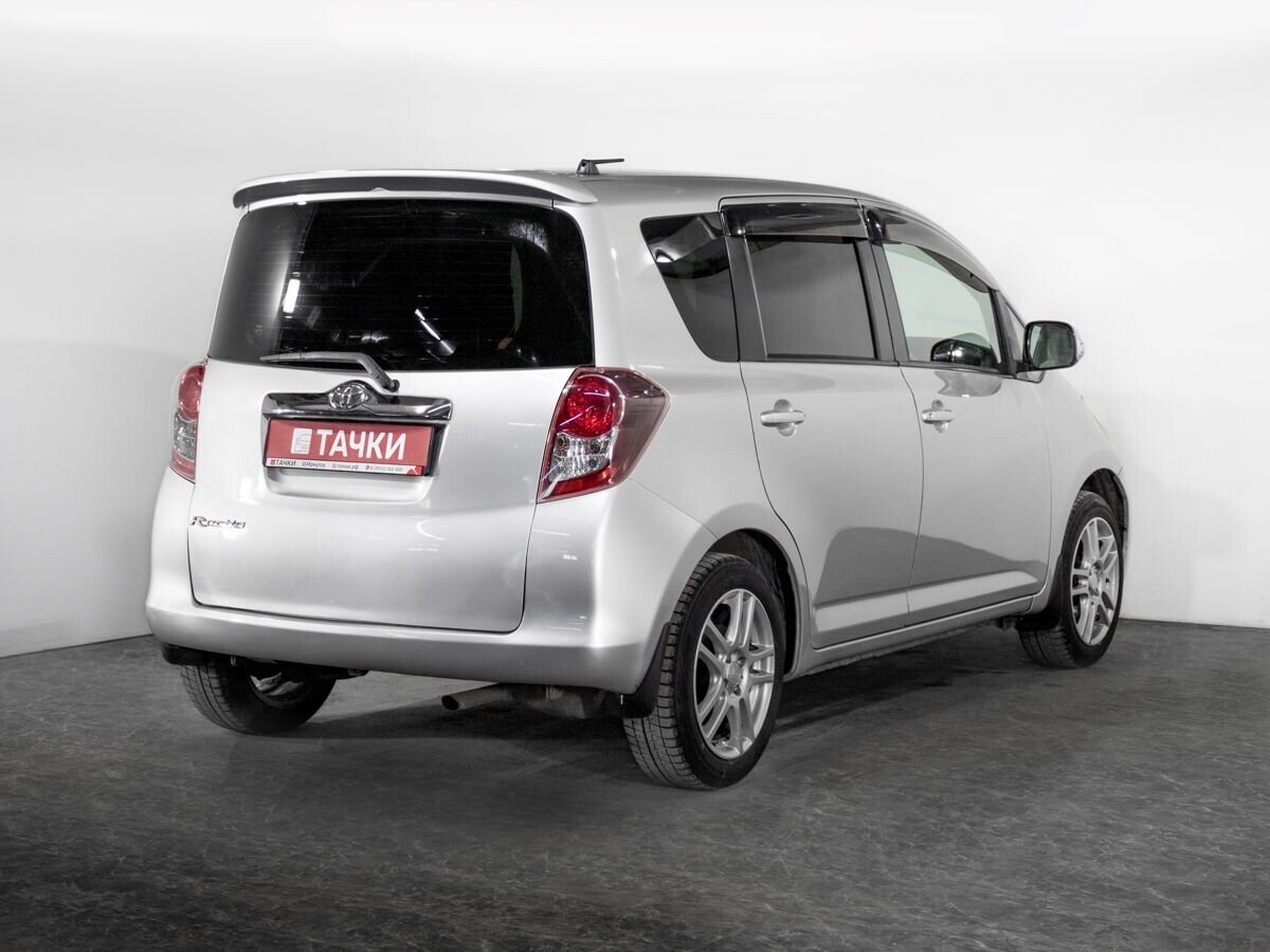 Toyota Ractis 2010 - фото автомобиля