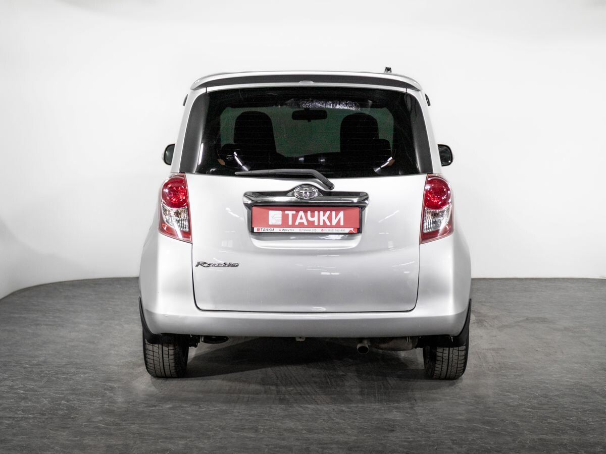 Toyota Ractis 2010 - фото автомобиля