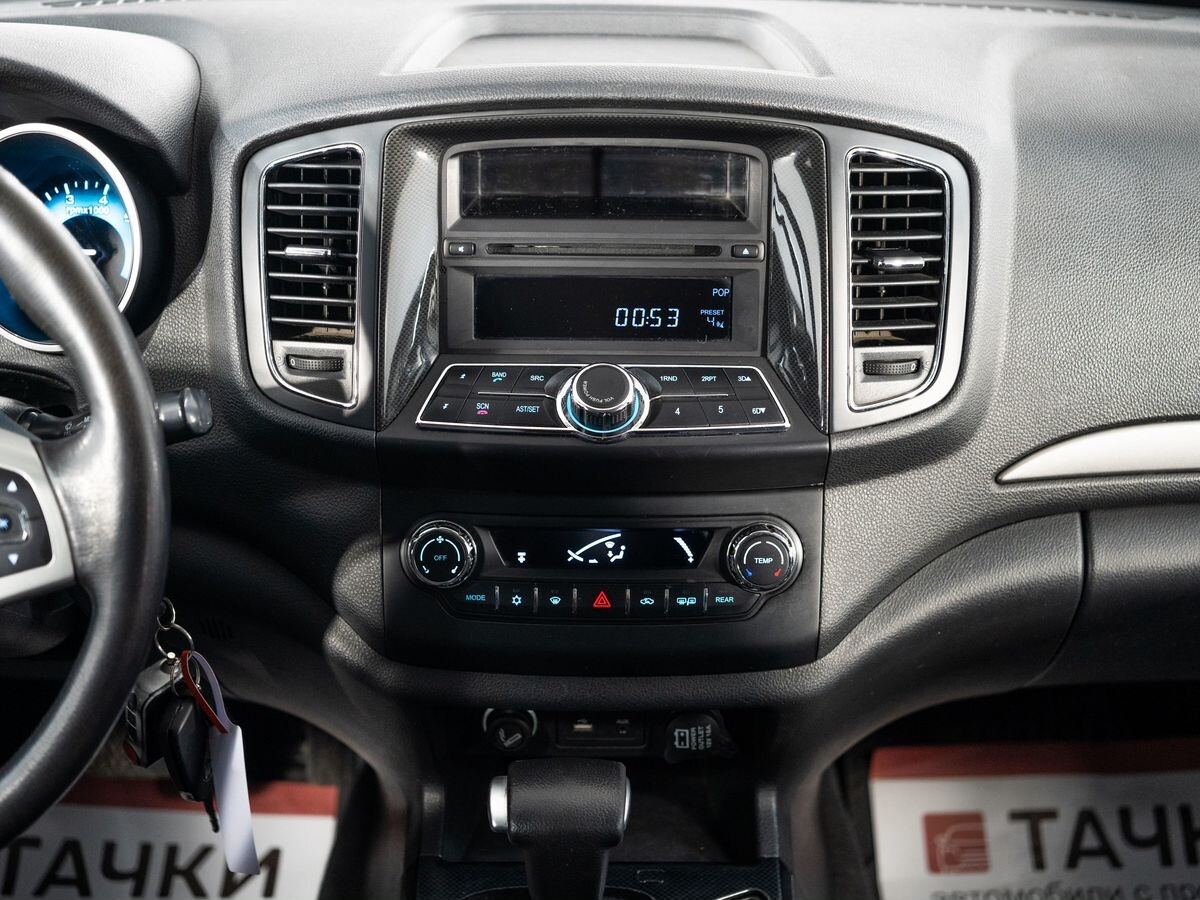 Foton Sauvana 2016 - фото автомобиля