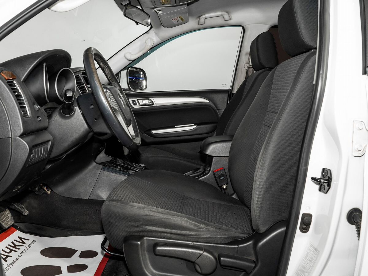 Foton Sauvana 2016 - фото автомобиля