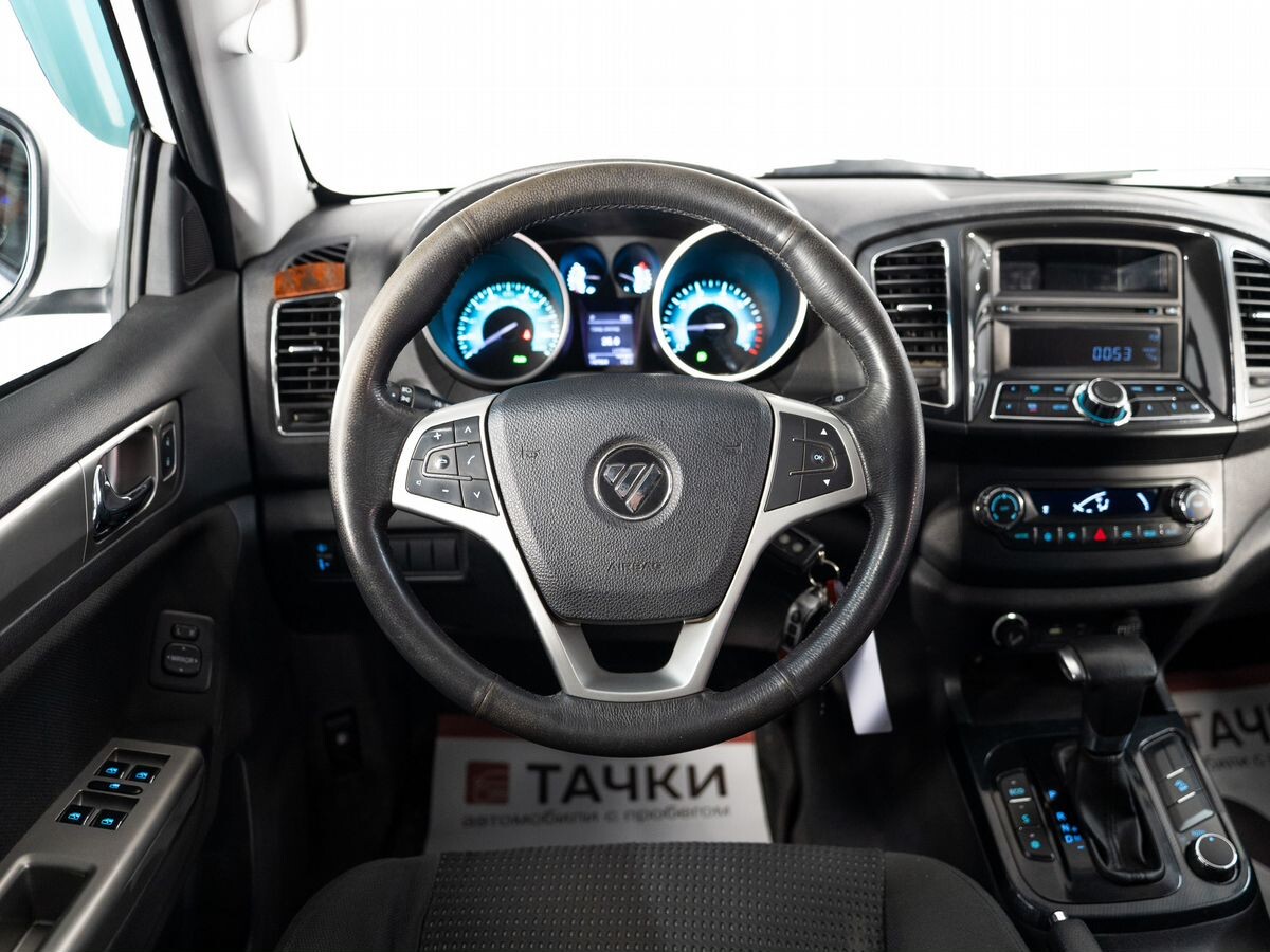 Foton Sauvana 2016 - фото автомобиля