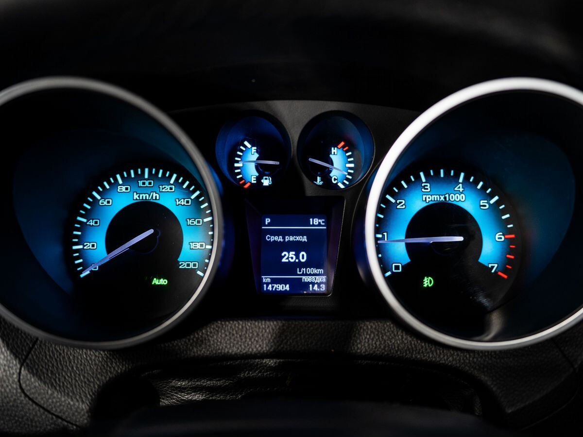 Foton Sauvana 2016 - фото автомобиля