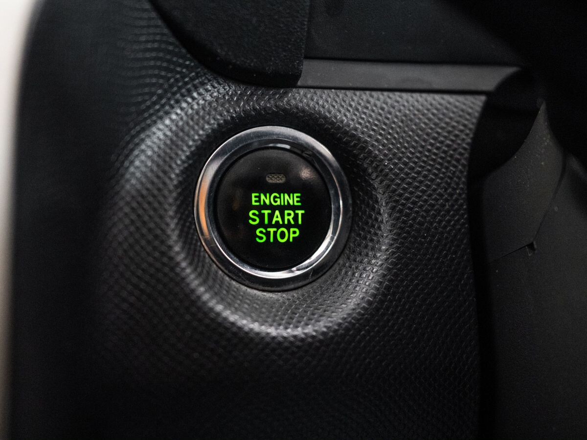 Toyota Ractis 2008 - фото автомобиля