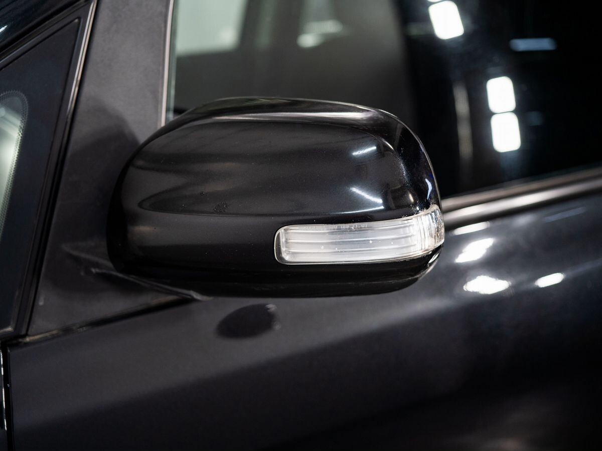 Toyota Ractis 2008 - фото автомобиля