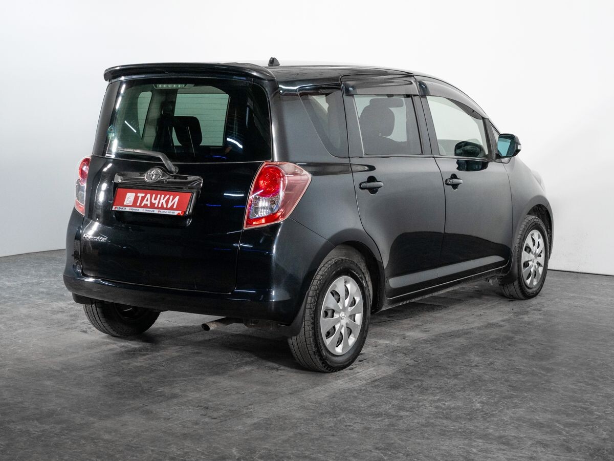 Toyota Ractis 2008 - фото автомобиля