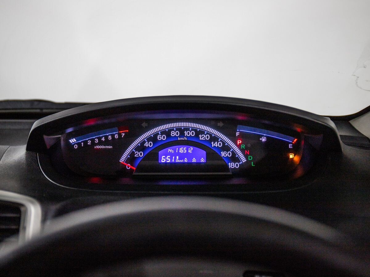 Honda Freed 2014 - фото автомобиля