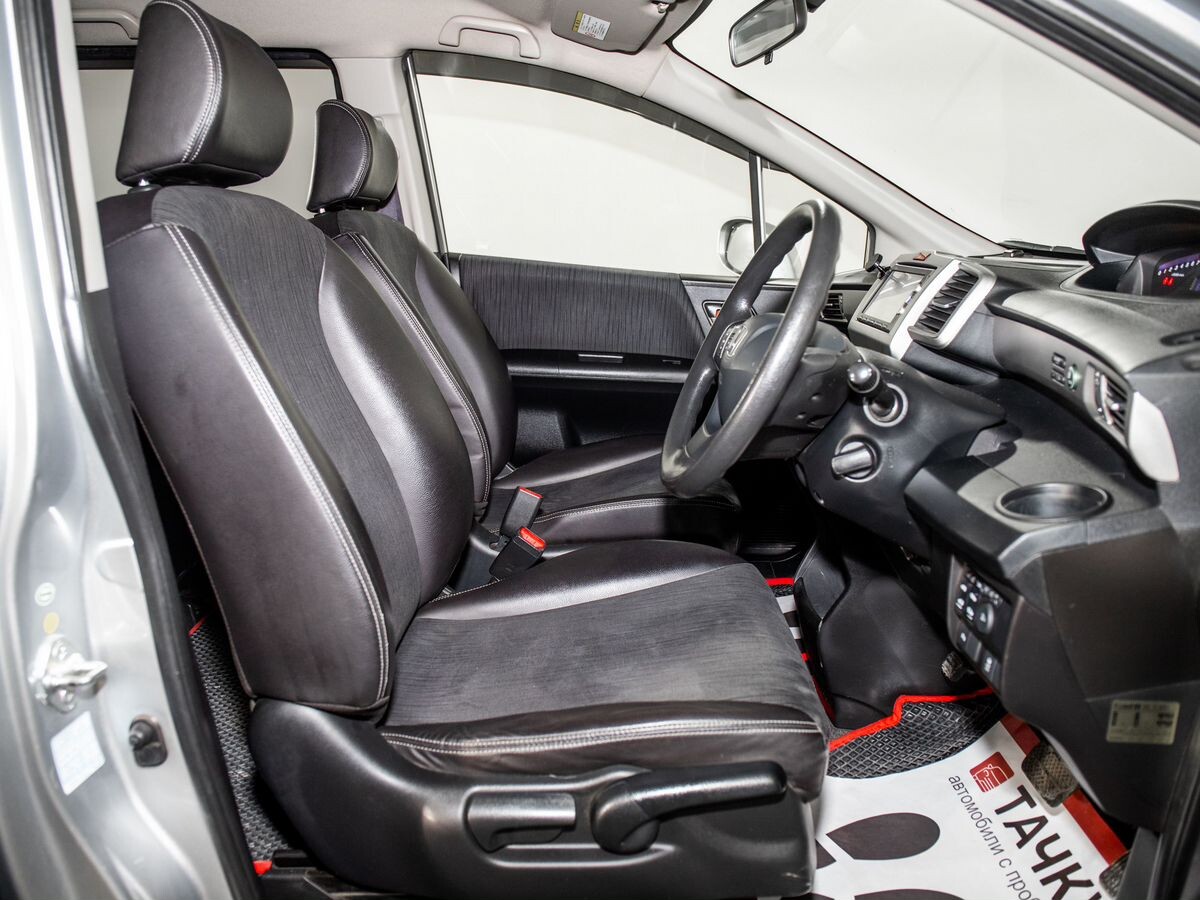 Honda Freed 2014 - фото автомобиля