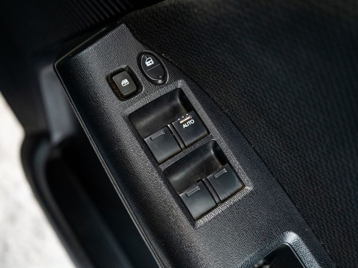 Honda Freed 2010 - фото автомобиля