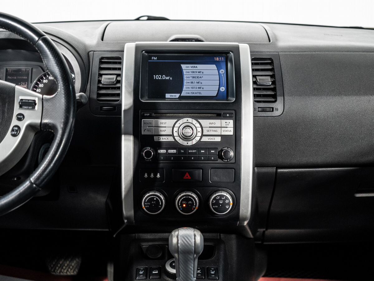 Nissan X-Trail 2012 - фото автомобиля