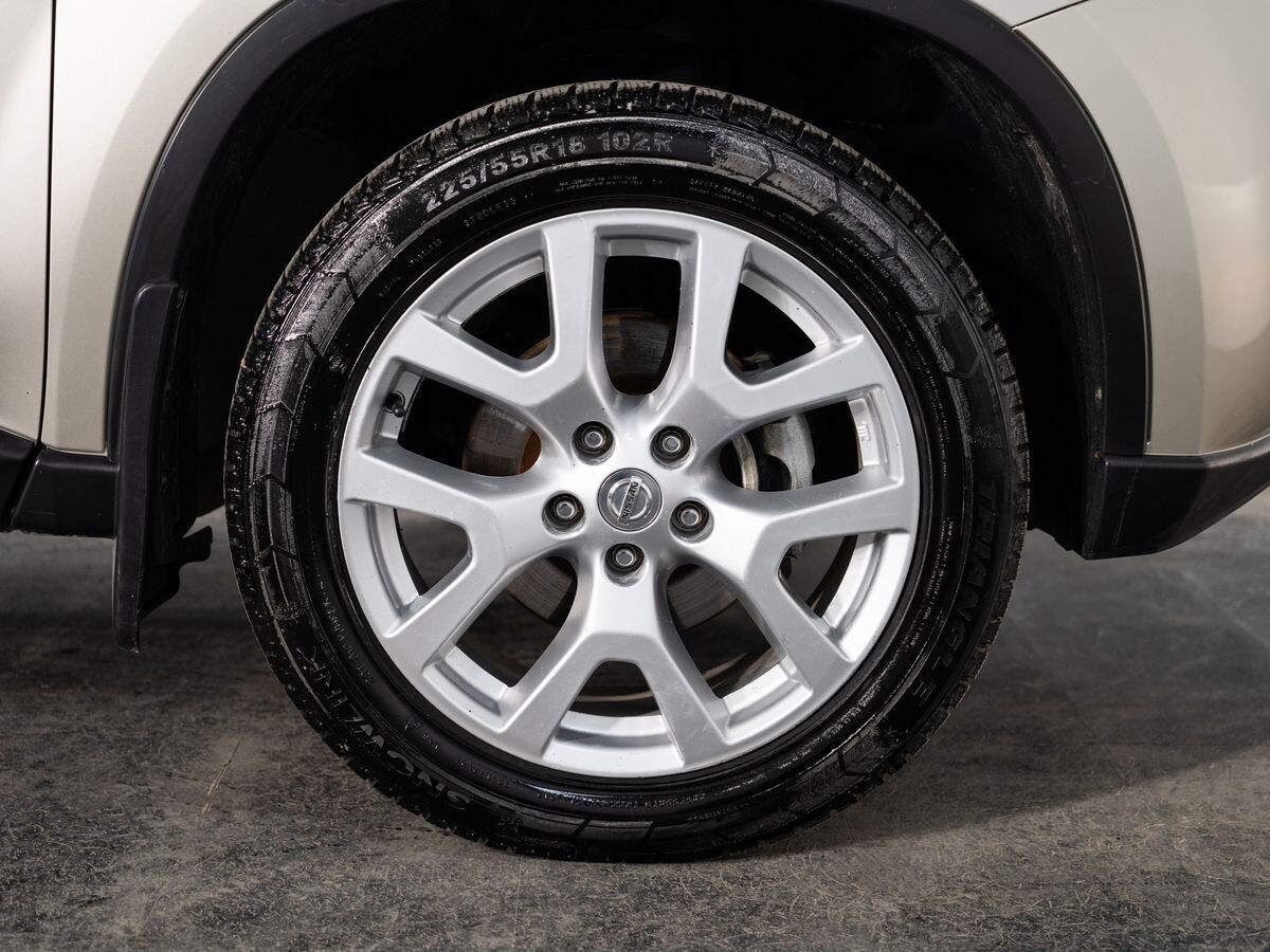 Nissan X-Trail 2012 - фото автомобиля