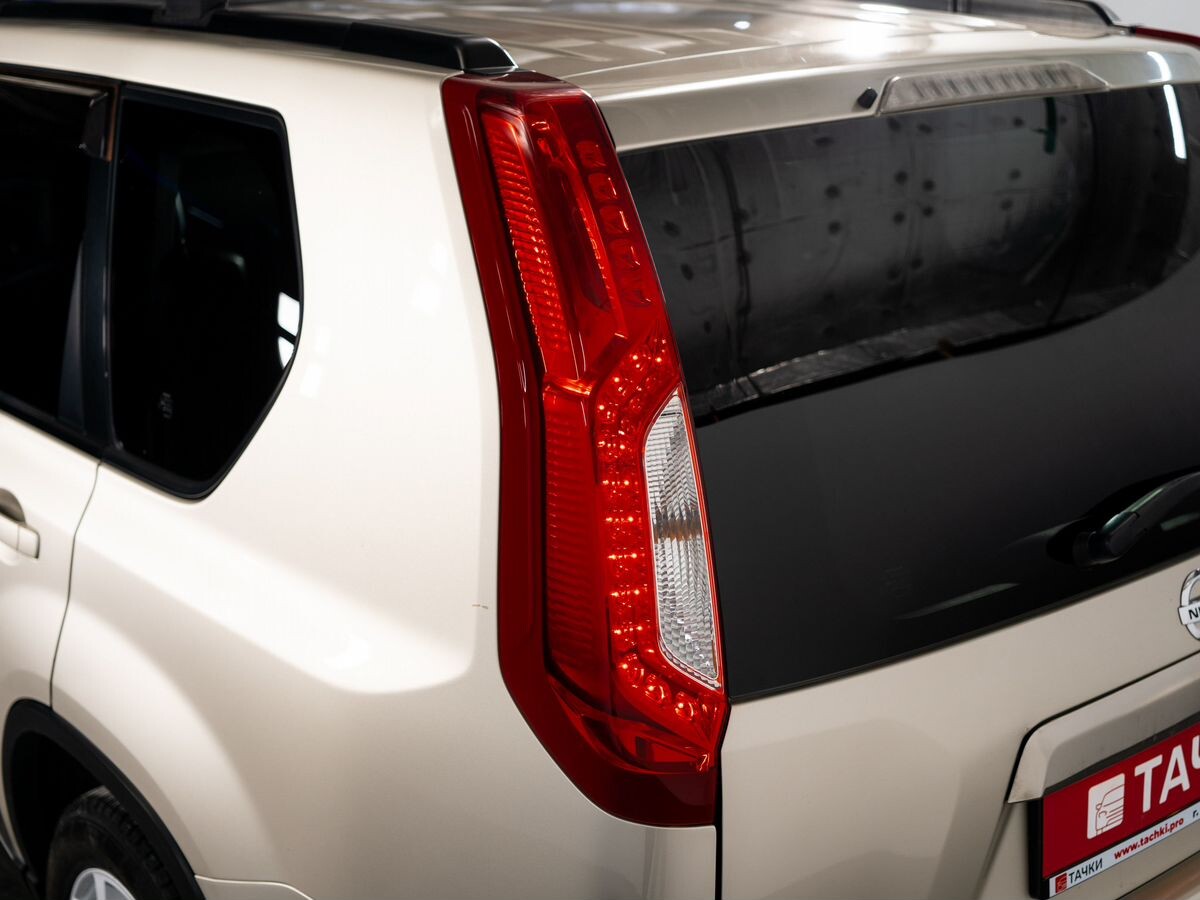 Nissan X-Trail 2012 - фото автомобиля