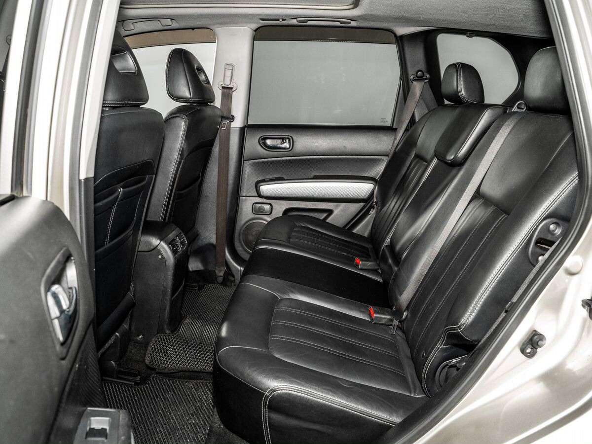 Nissan X-Trail 2012 - фото автомобиля