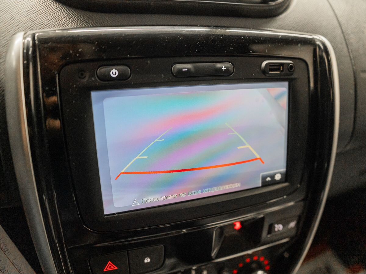 Nissan Terrano 2020 - фото автомобиля