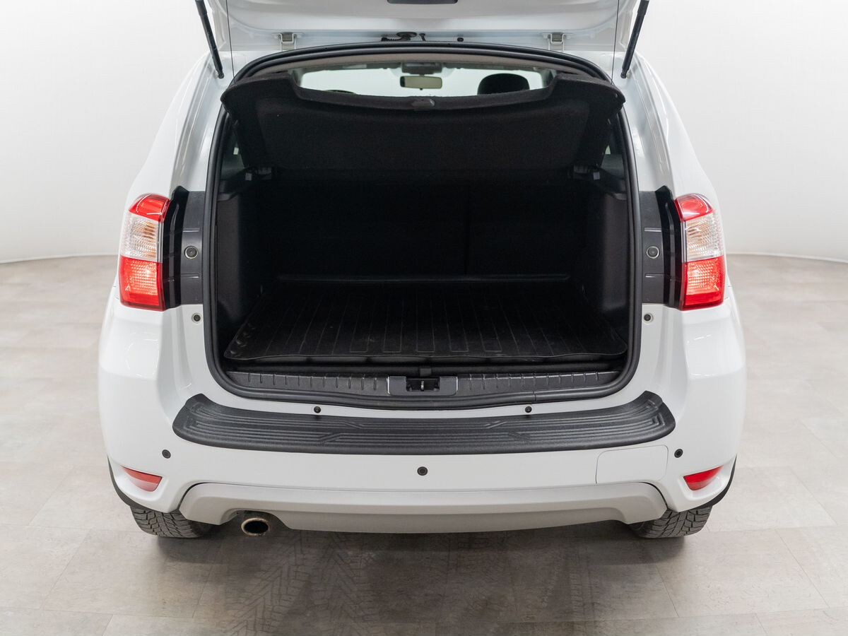 Nissan Terrano 2020 - фото автомобиля