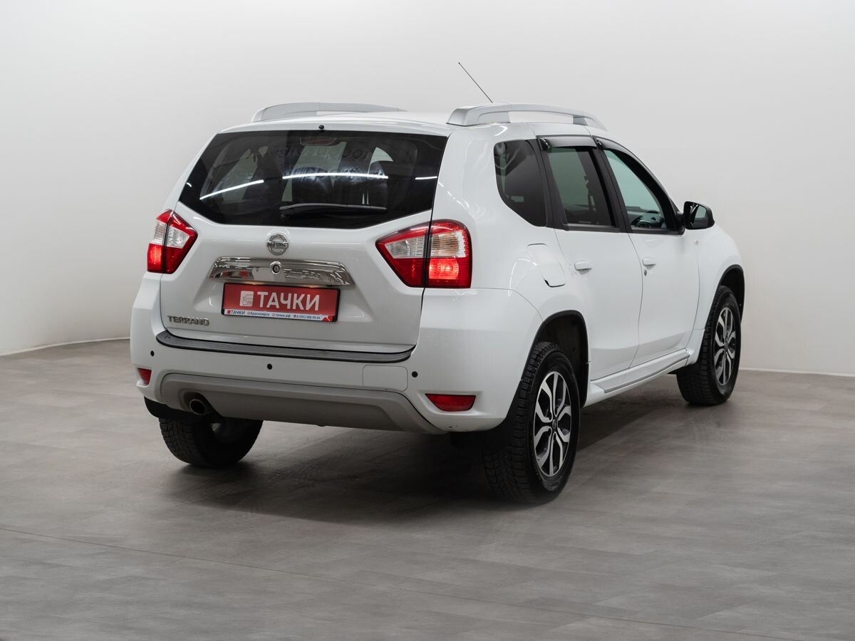 Nissan Terrano 2020 - фото автомобиля