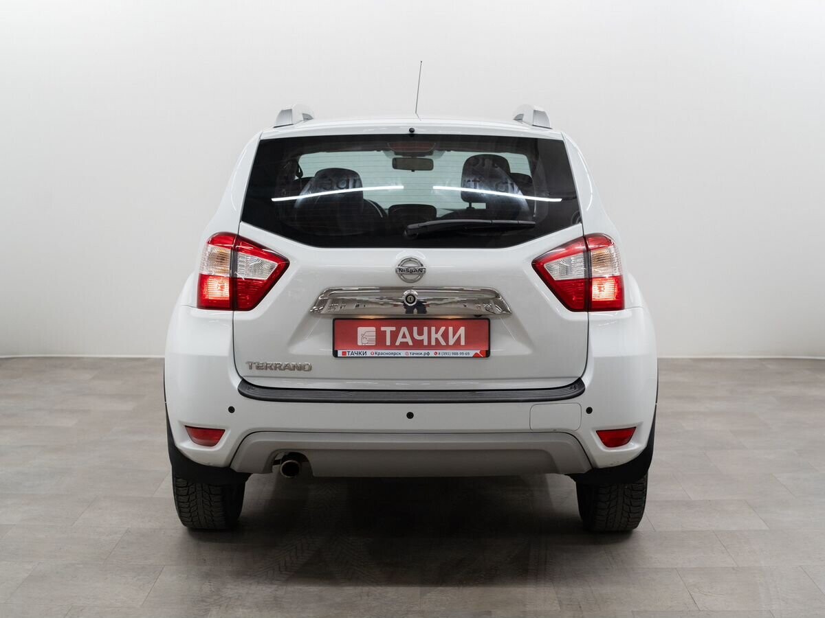 Nissan Terrano 2020 - фото автомобиля