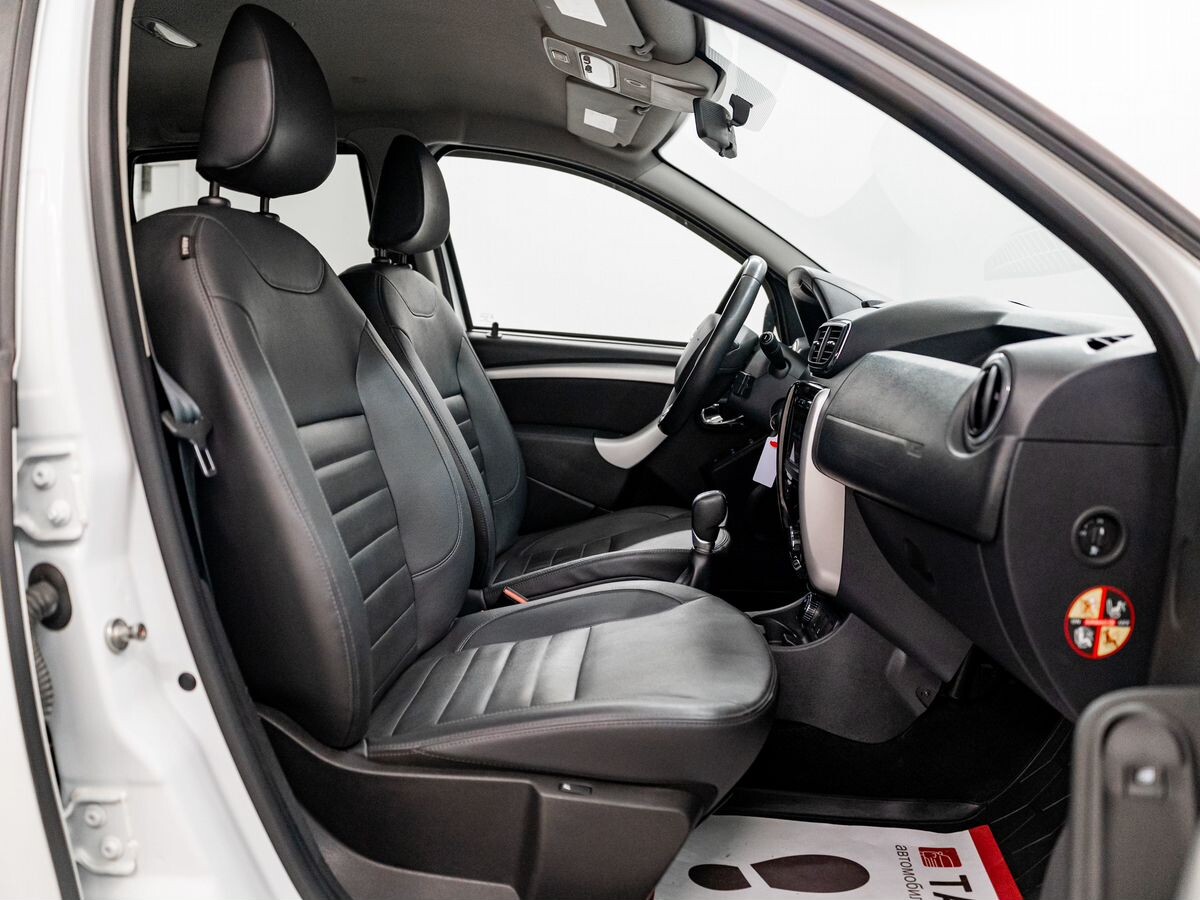 Nissan Terrano 2020 - фото автомобиля