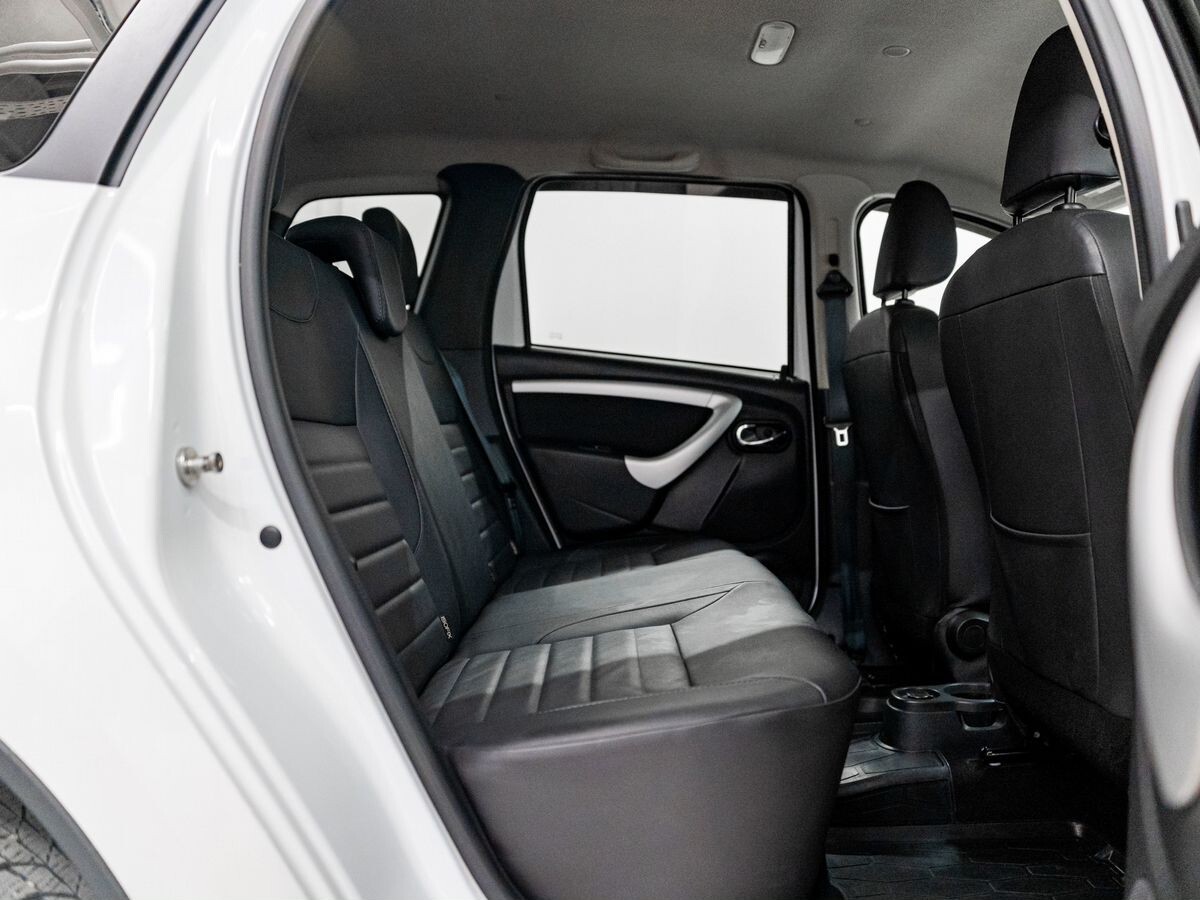 Nissan Terrano 2020 - фото автомобиля