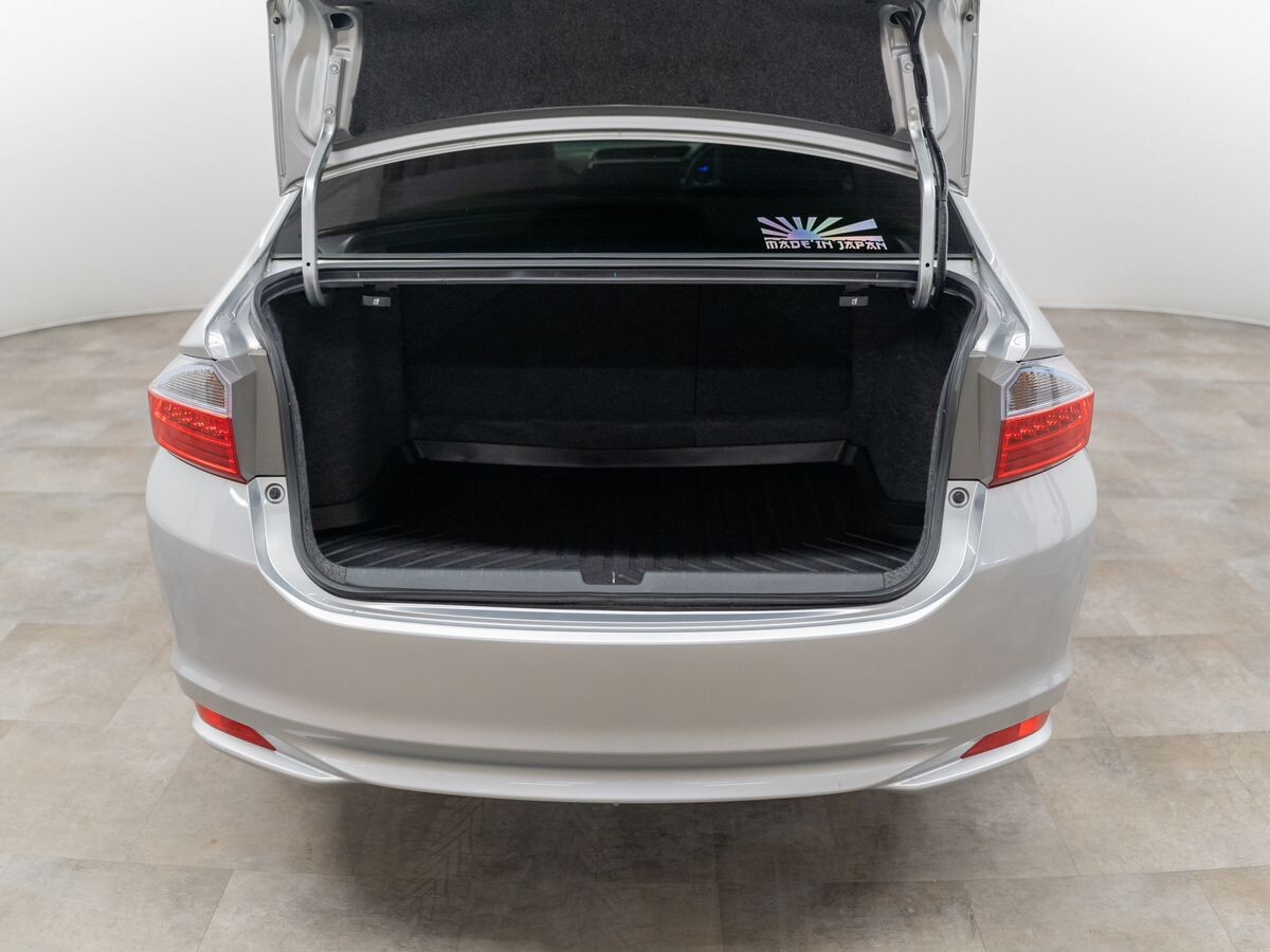 Honda Grace 2014 - фото автомобиля