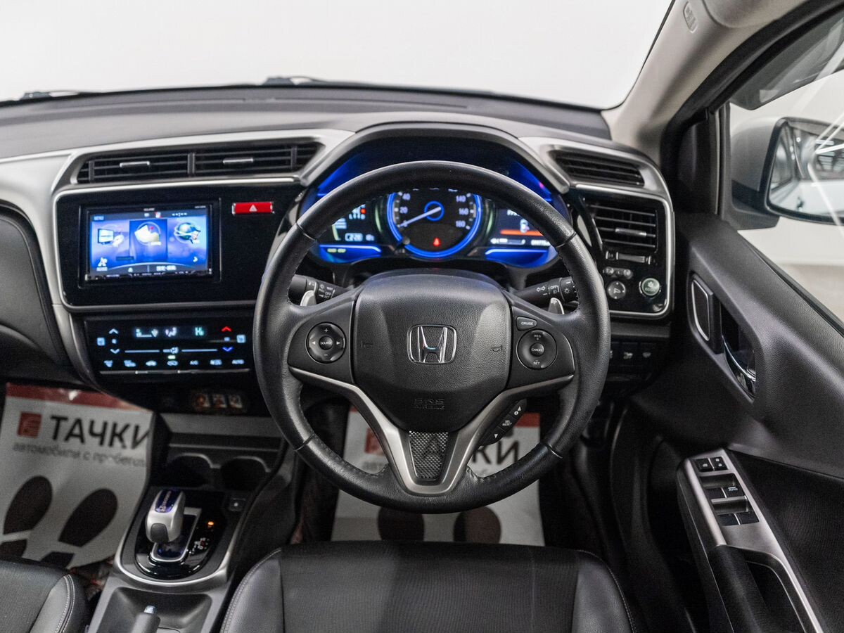 Honda Grace 2014 - фото автомобиля