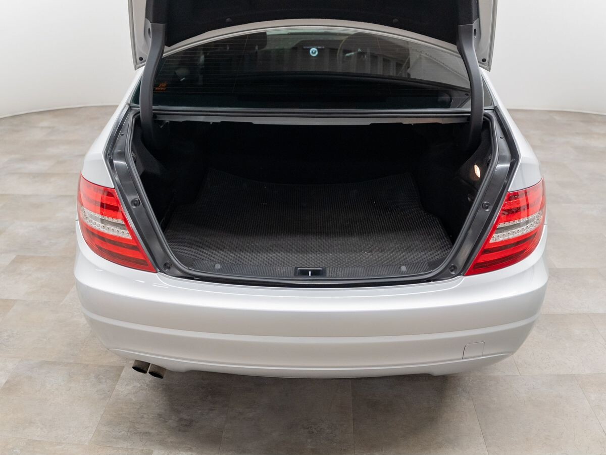 Mercedes-Benz C-Класс 2012 - фото автомобиля