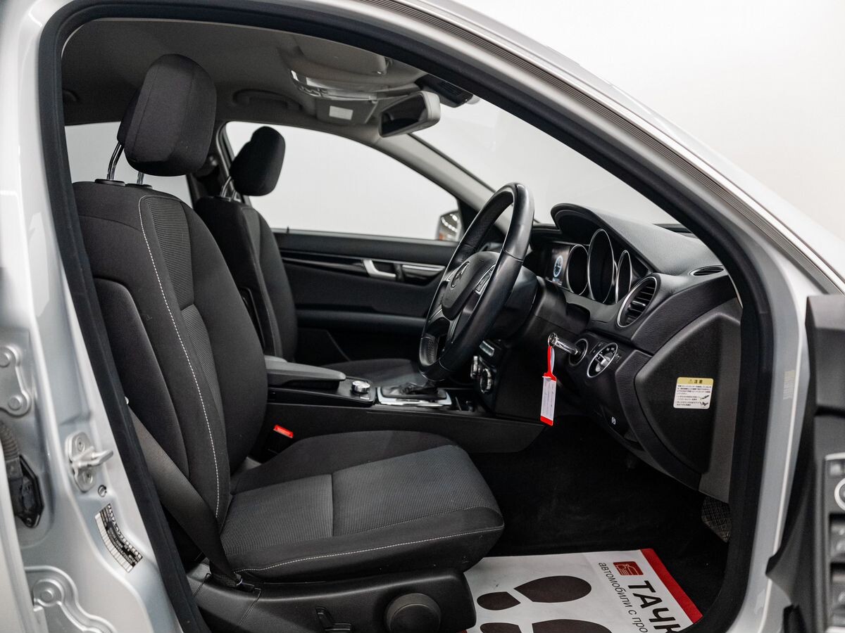 Mercedes-Benz C-Класс 2012 - фото автомобиля