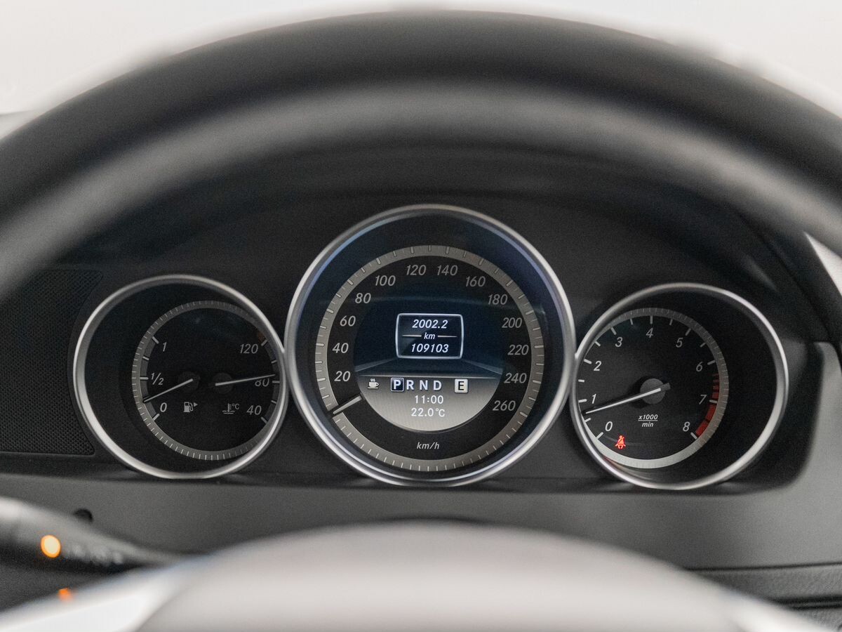 Mercedes-Benz C-Класс 2012 - фото автомобиля