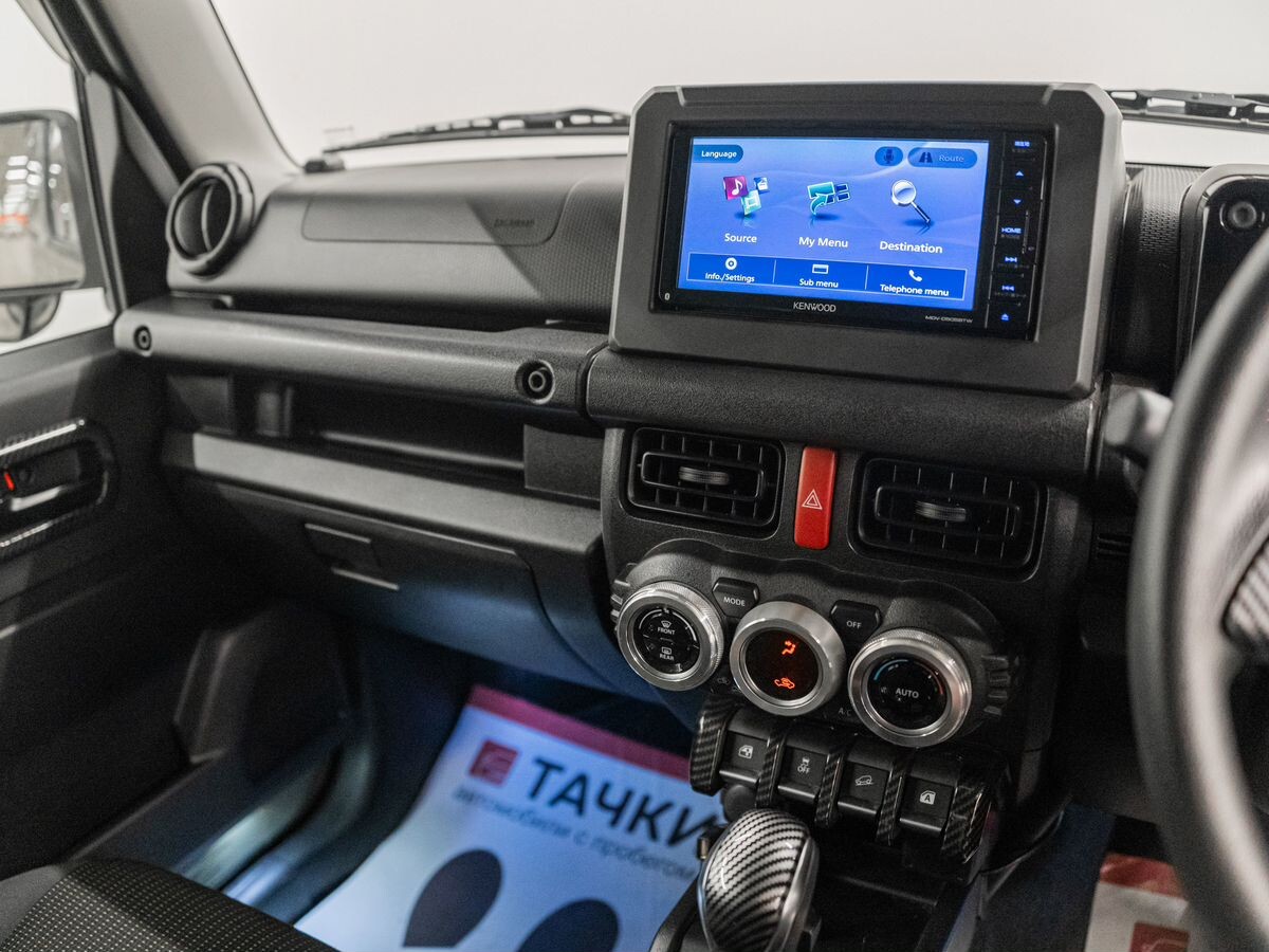 Suzuki Jimny 2018 - фото автомобиля