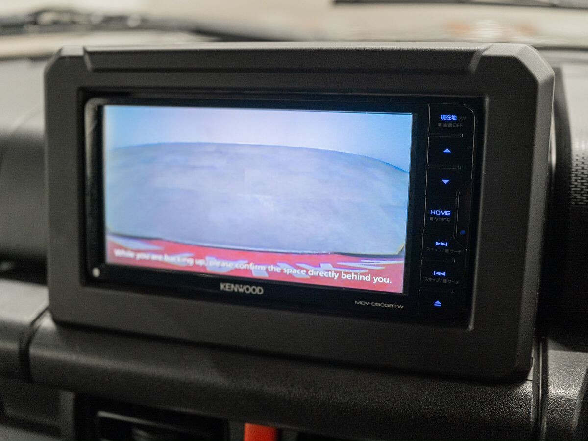 Suzuki Jimny 2018 - фото автомобиля