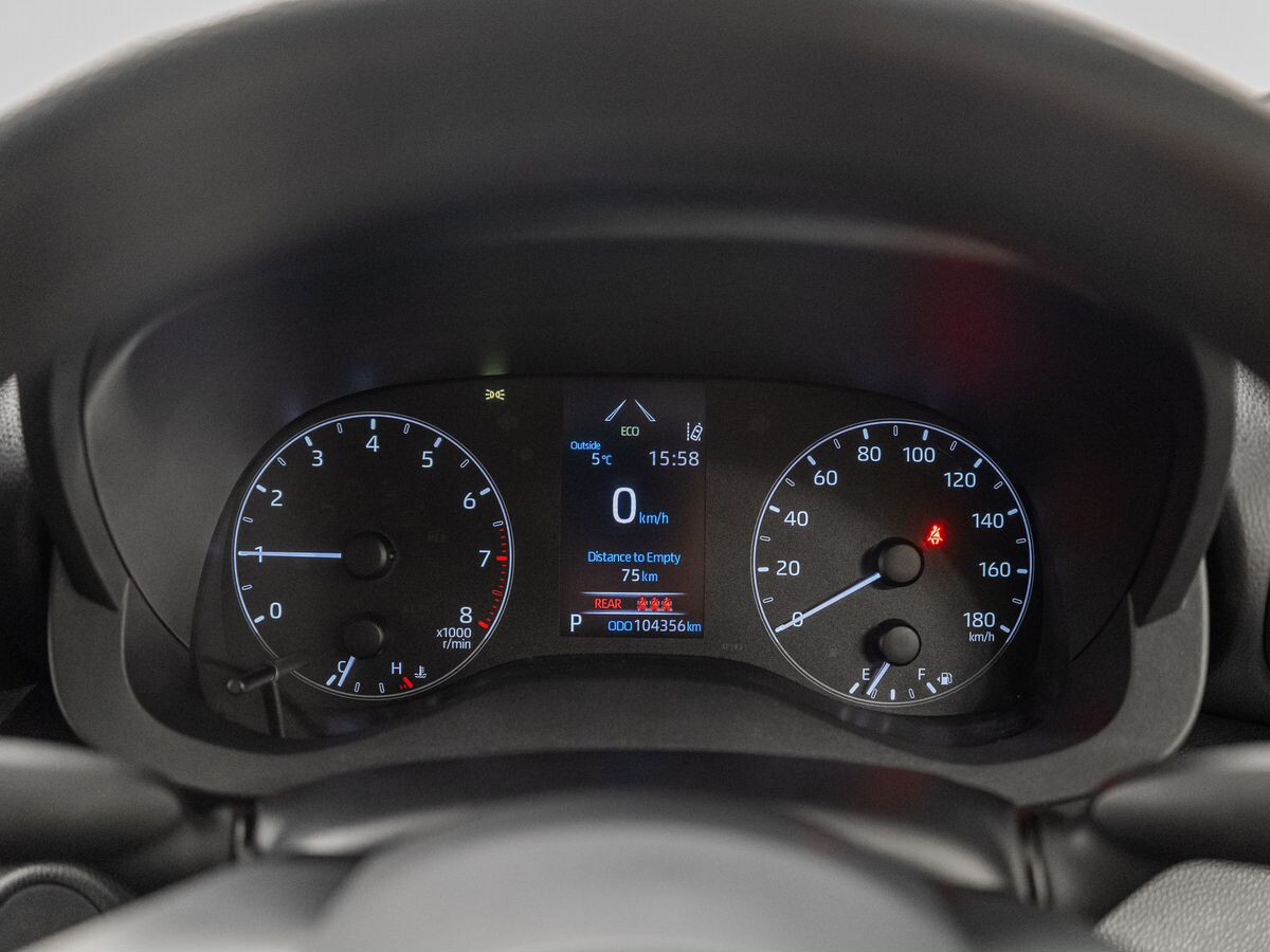 Toyota Yaris 2020 - фото автомобиля