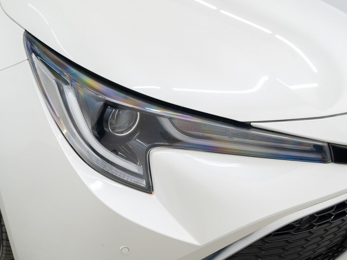 Toyota Corolla 2018 - фото автомобиля