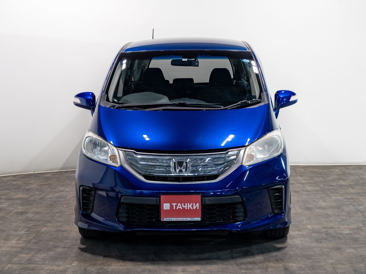 Honda Freed 2011 - фото автомобиля