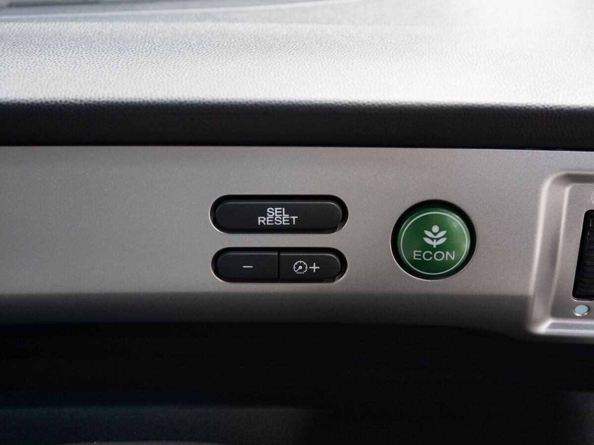 Honda Freed 2011 - фото автомобиля