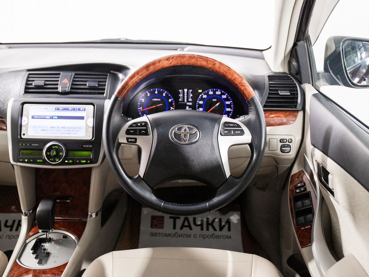 Toyota Allion 2013 - фото автомобиля