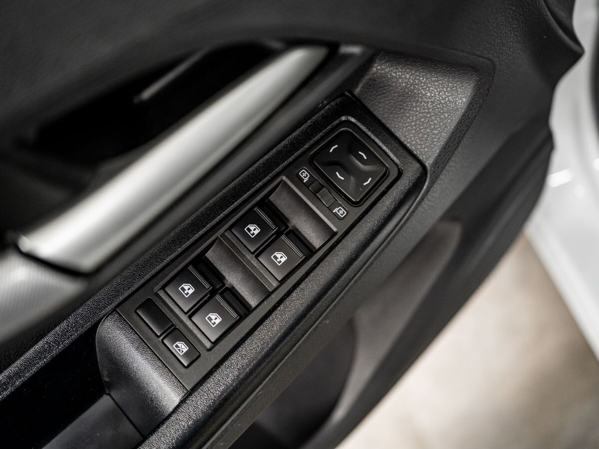 Lada (ВАЗ) Vesta 2019 - фото автомобиля