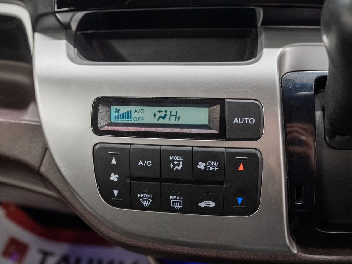 Honda N-WGN 2013 - фото автомобиля