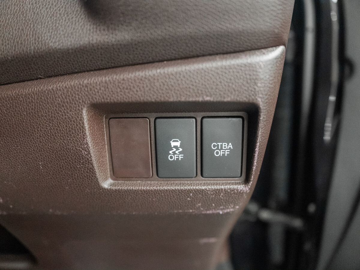 Honda N-WGN 2013 - фото автомобиля