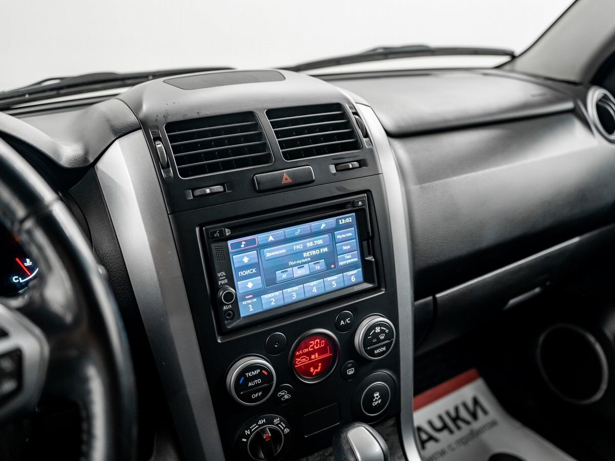 Suzuki Grand Vitara 2012 - фото автомобиля