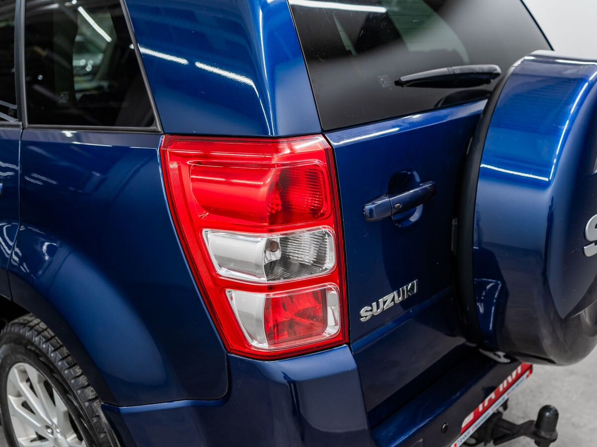 Suzuki Grand Vitara 2012 - фото автомобиля