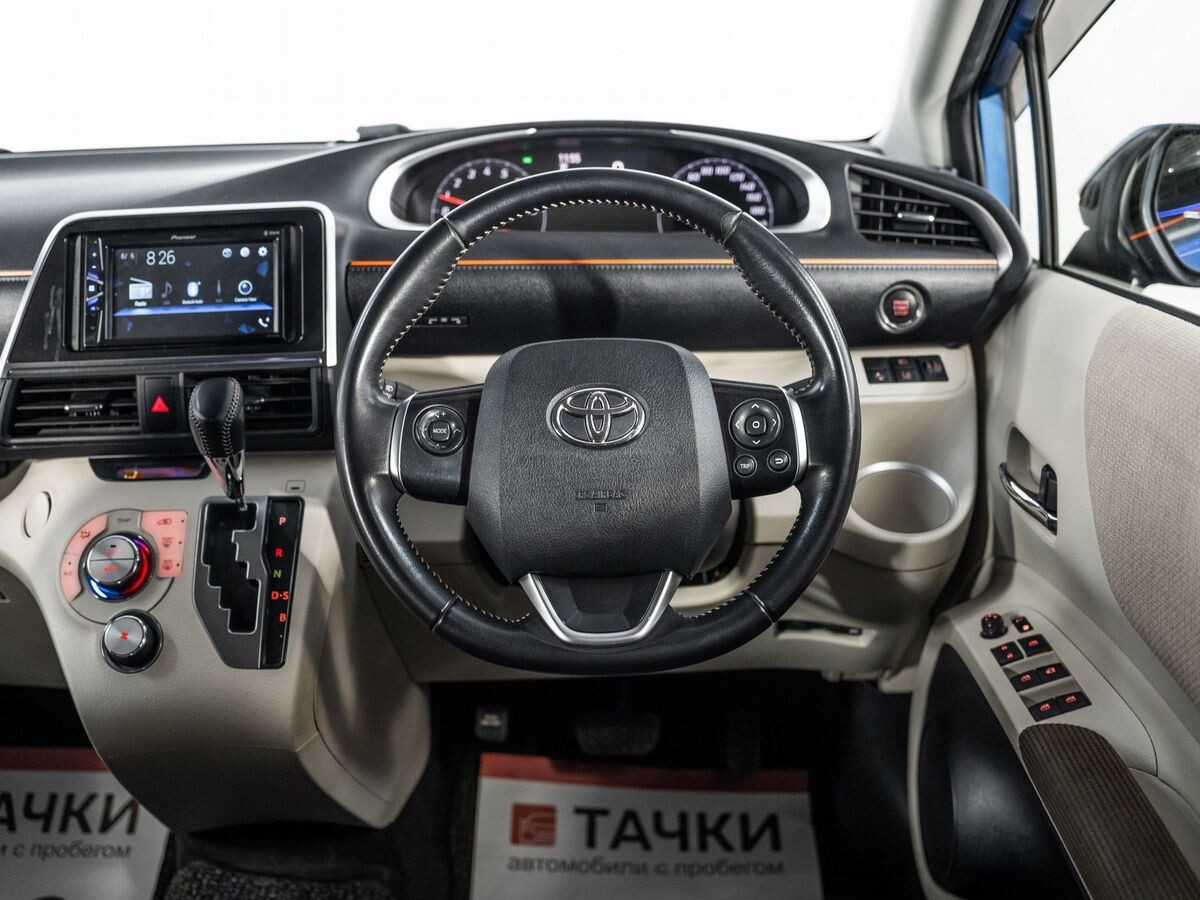 Toyota Sienta 2016 - фото автомобиля