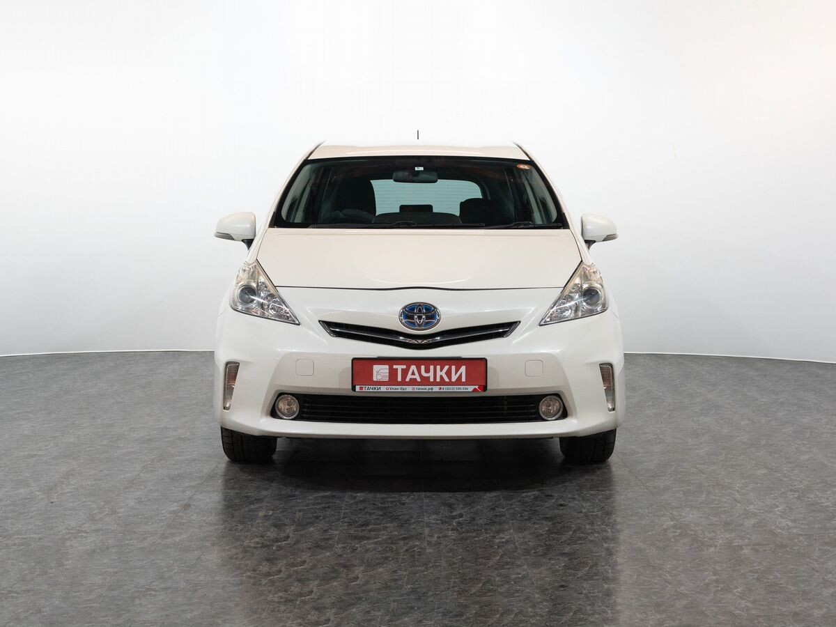 Toyota Prius Alpha 2014 - фото автомобиля