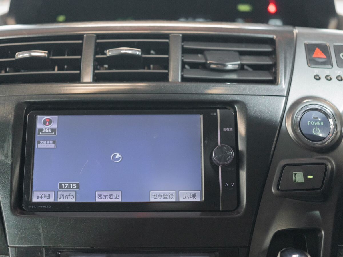 Toyota Prius Alpha 2014 - фото автомобиля