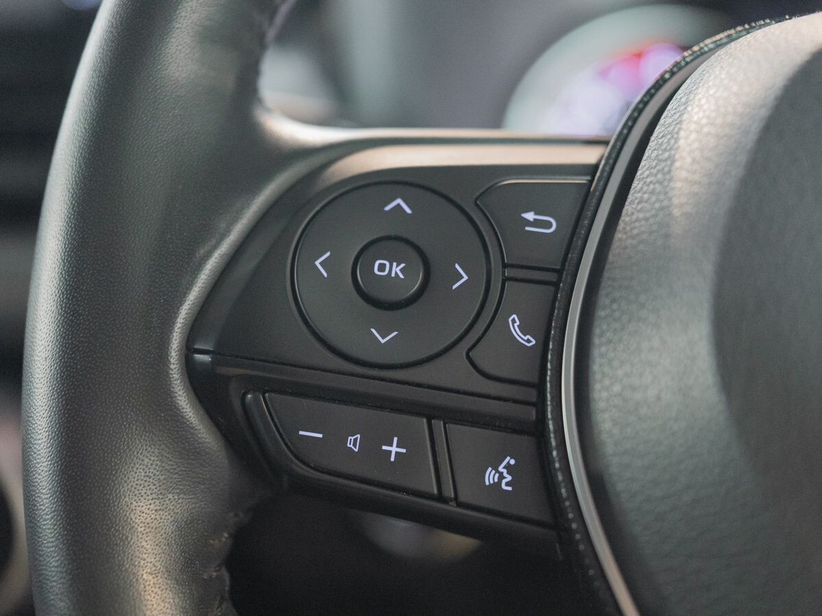 Toyota RAV4 2020 - фото автомобиля