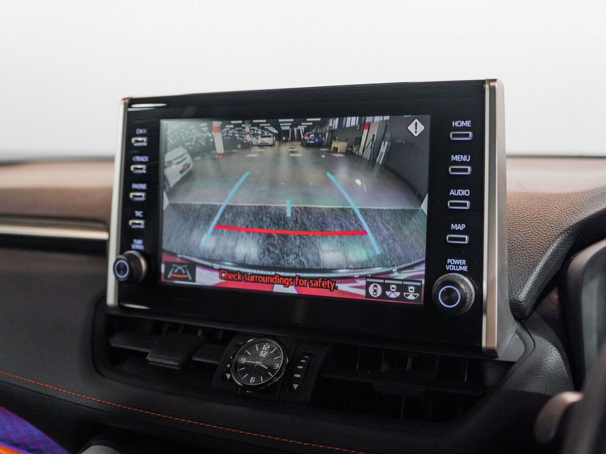 Toyota RAV4 2020 - фото автомобиля