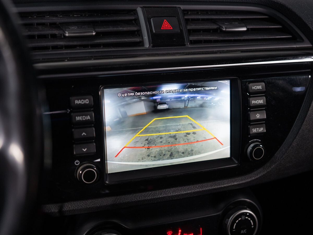 Kia Rio 2018 - фото автомобиля