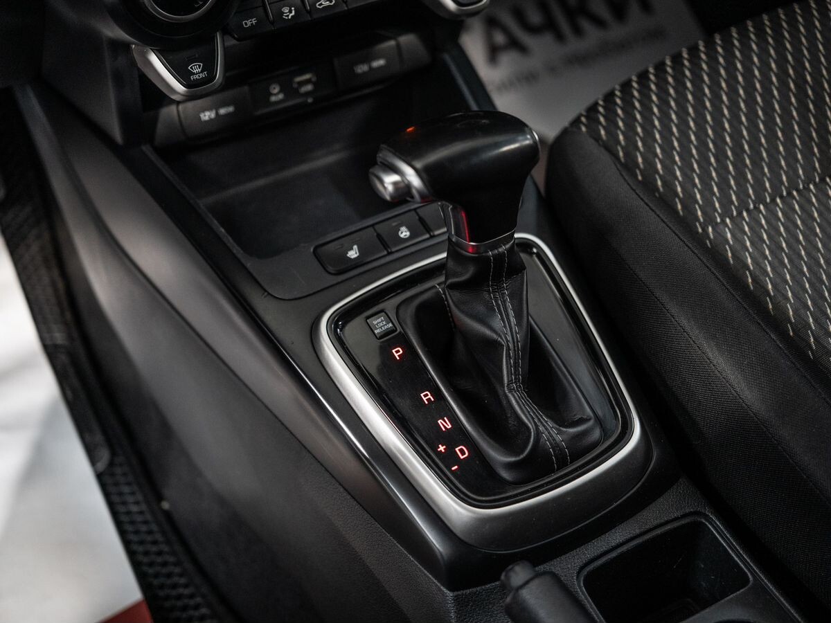 Kia Rio 2018 - фото автомобиля